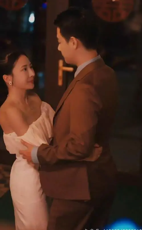 《且以深情共白首》：中年夫妻的爱情与生活感悟