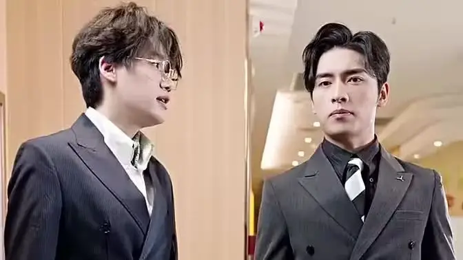 《大叔宠妻超甜》：霸道总裁的极致宠爱，甜掉牙的爱情童话，让心跳加速的浪漫。